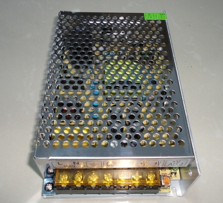 Het schakelen leidde de Universele AC input, Volledige waaier 5A 12V de Transformator van de Levering van de Macht van de Bestuurder