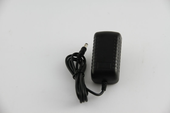 100-240 AC aan 12V gelijkstroom-Machtsadapters