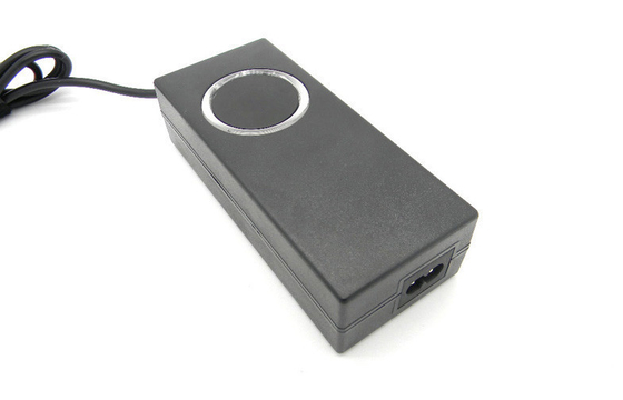 Ce-Certificaten 90W AC aan Laptop van gelijkstroom Universele Machtsadapter over Huidige Bescherming