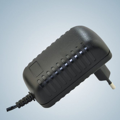 De lichtgewicht 15 van W Universele Achterksafd Reeksen KTEC van de de Wisselstroomadapter EN60950