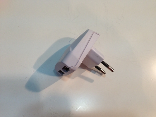 Witte 2.1A Dubbele Usb-van de de Wisselstroomadapter van de Muurlader Stop van de de Laderseu, 100 - 240v