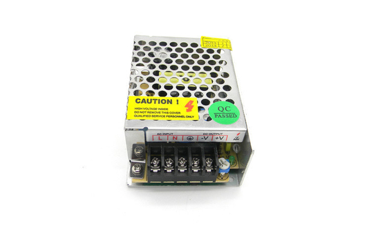 metaal van 12V 2A 25W sloot kabeltelevisie-van de het Voltagevoeding van de Camera de Enige Output Constante Stroom in