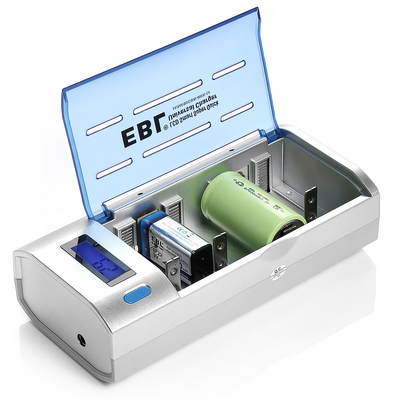 Universele LCD Slimme Snelle Batterijlader & Ontlader voor aa-de Batterijen van Ni-CD