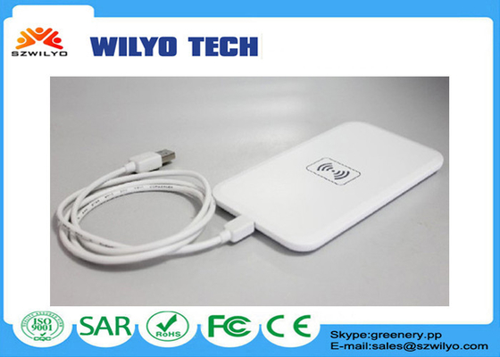 Witte Cellulaire Telefoontoebehoren, Mobiele Telefoonstoebehoren in Kous Universele Draadloze Lader