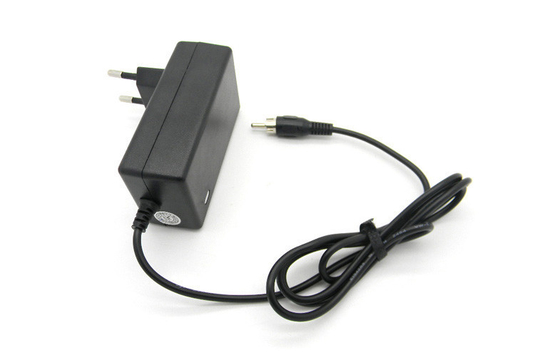 100-240VAC de Stop16v 2A muur-Onderstel van de inputeu Machtsadapter RCA Jack voor Santral
