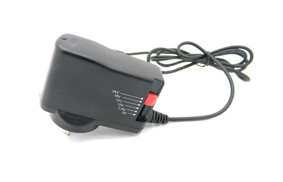 SAA-Stop 3-12V Huidige 1000mA Universele muur-Onderstel AC Adapter 8 gelijkstroom-Uiteinden