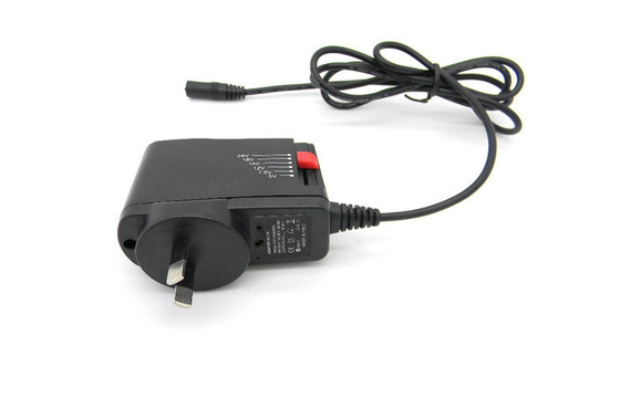 SAA-Stop 3-12V Huidige 1000mA Universele muur-Onderstel AC Adapter 8 gelijkstroom-Uiteinden