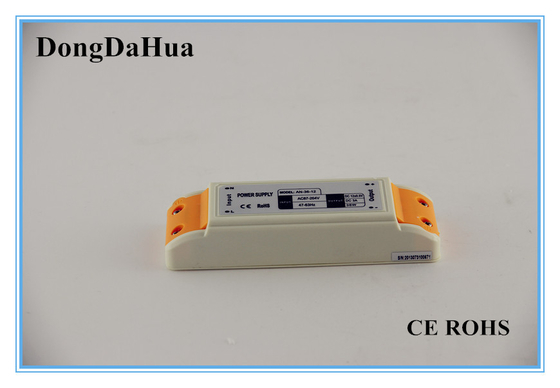 De Constante Voltage Geleide Voeding van de Engerybesparing 12v 6a/72w Geleide Bestuurder