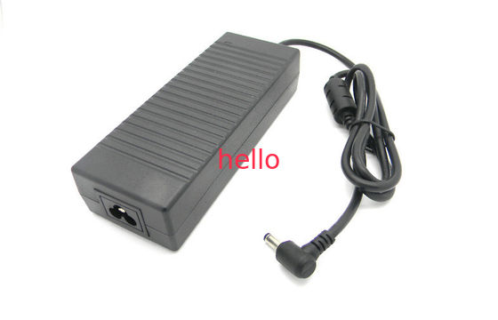 De automatische Voeding van de Desktopomschakeling 24V 6A voor LEIDENE Vertoning