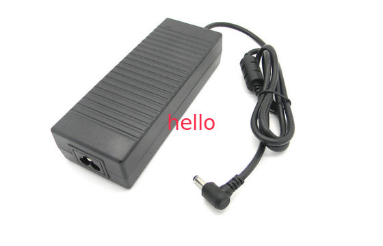 De automatische Voeding van de Desktopomschakeling 24V 6A voor LEIDENE Vertoning