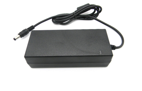 De Voedingfcc van de hallo-potten12v 4A Desktop gelijkstroom Deel 15 Klasse B voor Veiligheidscamera's