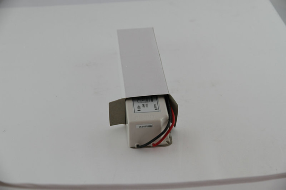 Draagbare 24 van het Hoofd volt Compacte Constante Voltage Bestuurder 100W, Openlucht HOOFDbestuurder