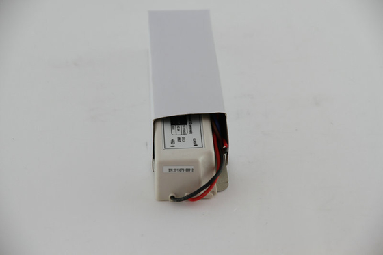 Enige Outputlcd van het Hoofd vertonings Constante Voltage Bestuurder 36W 3A met Automatische Restauratie