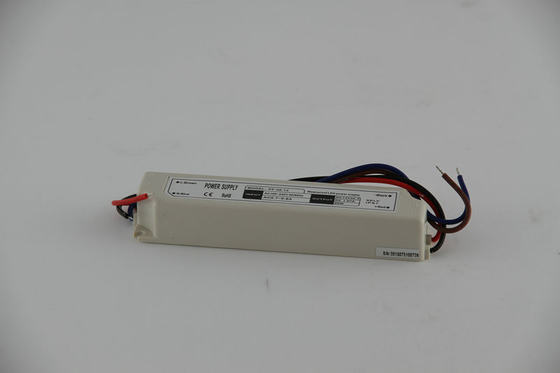 Hoge van het Hoofd helderheids12v 20W Constante Voltage Bestuurder Waterdicht met Universele AC