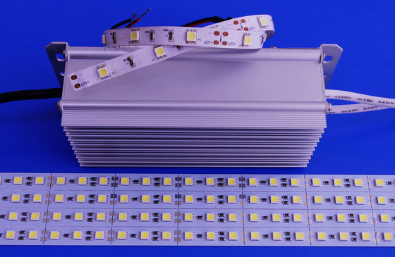 Voeding van de aluminium de Ip67 Geleide Straatlantaarn 100 Wattshoog rendement