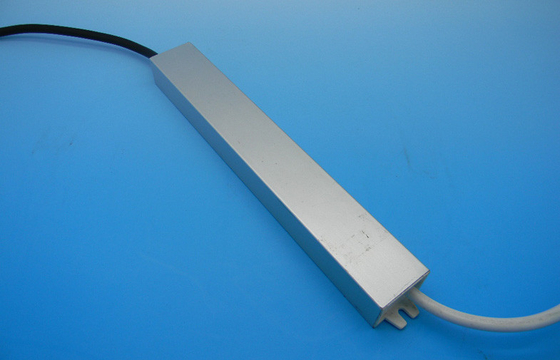 LEIDENE Waterdichte voeding AC aan de Adapter van gelijkstroom 12W 12V 1APower, over Voltage